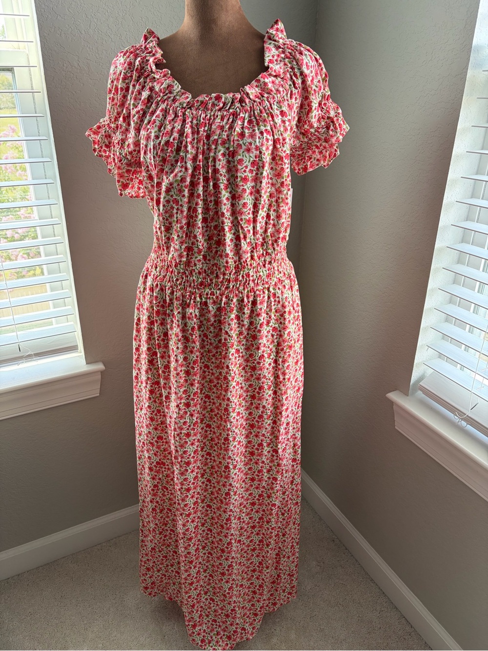 NWT Old Navy Pink Cream Floral Maxi Dress